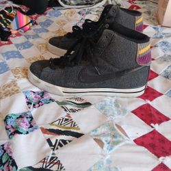 Women's Nike Size 9.5