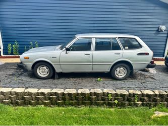 1977 Toyota Corolla deluxe 5 speed