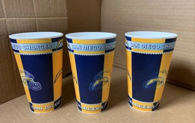 SET OF 3  Vtg Capitol Cups San Diego Chargers LOGO Lenticular Hard Plastic Cup 