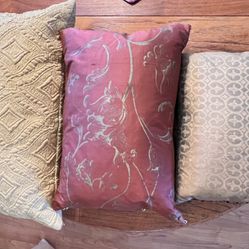 Set of 3 Decorative Pillows