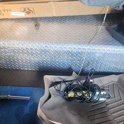 Tool Box 70 Inches Wide For Truck ,