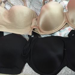 3 Bras 38 DDD And  ( 1) Black 38DD