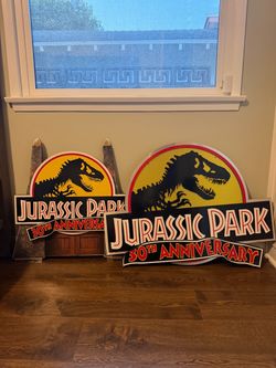 Universal Studios Hollywood Jurassic Park 30th Anniversary Display Sign Lot