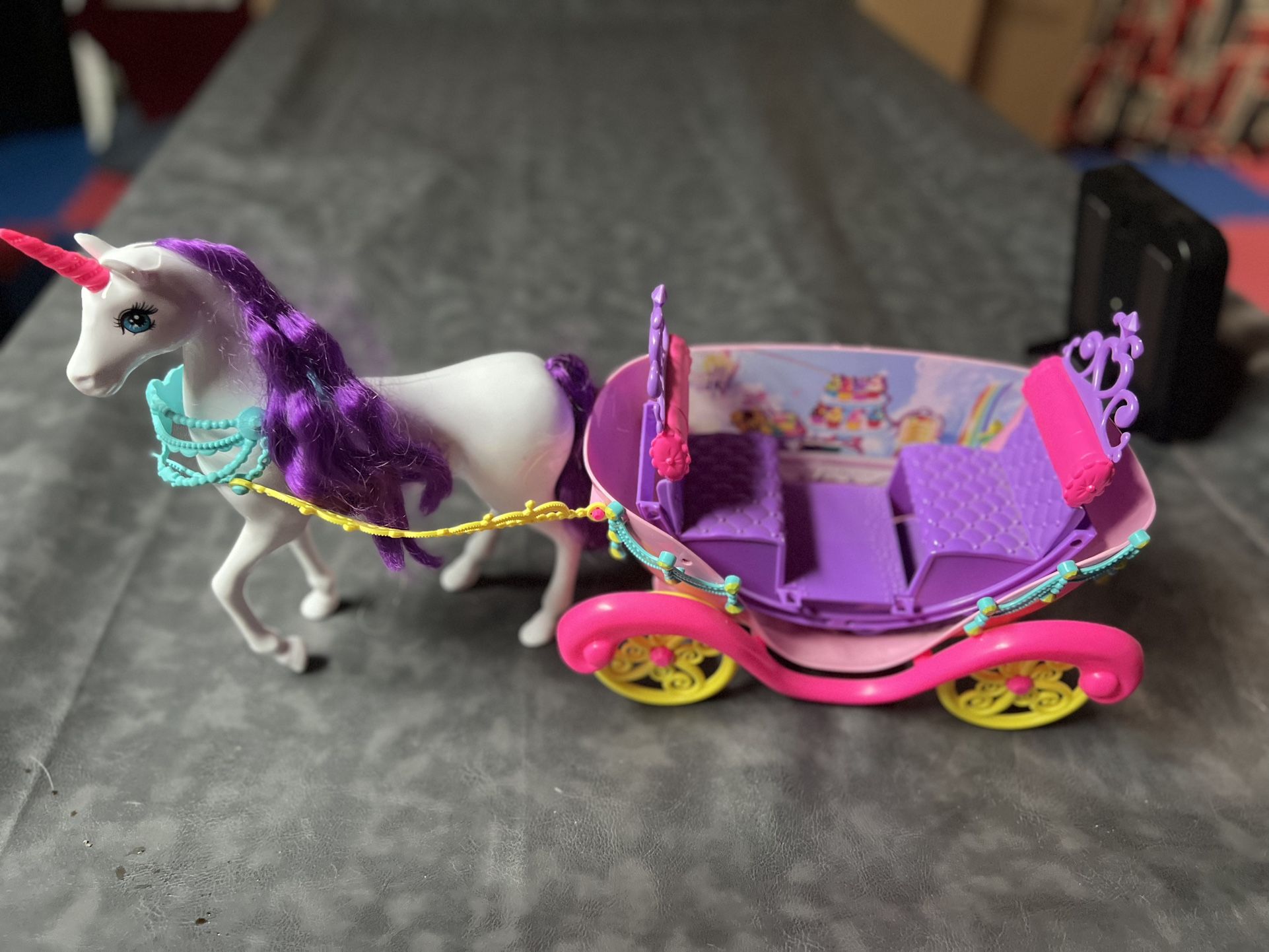 Barbie Horse And Carriage Dreamtopia