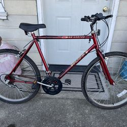 Huffy bike frame 22” tires 26”