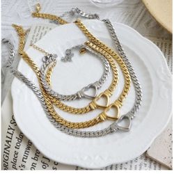 Details: Gold Plated Stainless Steel Jewelry Sets For Women Luxury Love Heart Chain Necklace Bracelet    Metal: stainless steel   Chain Length: 41+5 C
