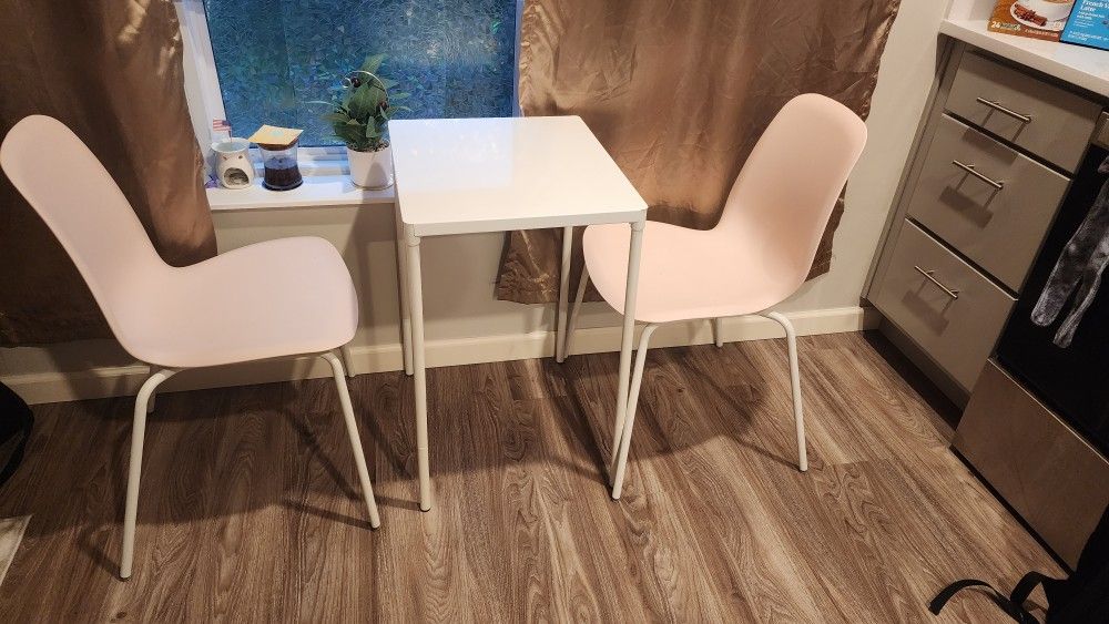 Ikea Table & Chairs