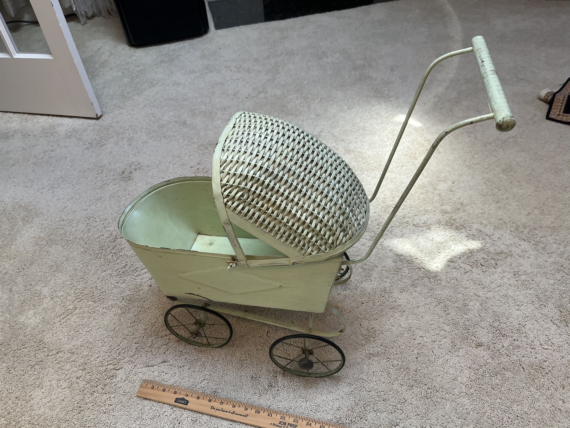 Antique Child Baby Buggy-metal