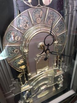 Small world RHYTHM Clock in excellent condition