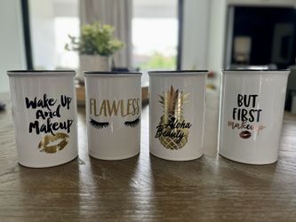 Makeup Brush Organizer