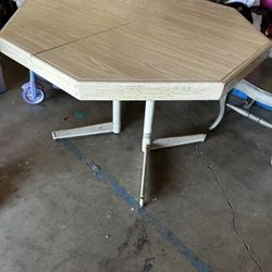 Free Table 