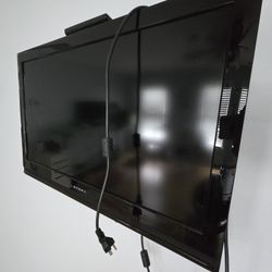 Dynex™ - 32" Class / 720p / 60Hz / LCD HDTV

