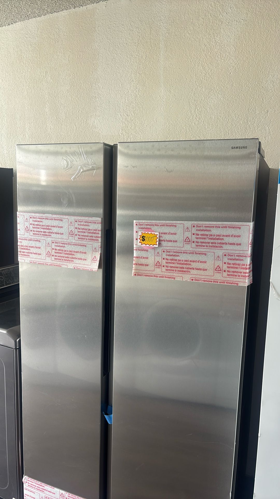 NEW SAMSUNG SIDE BY SIDE STAINLESS STEEL REFRIGERATOR