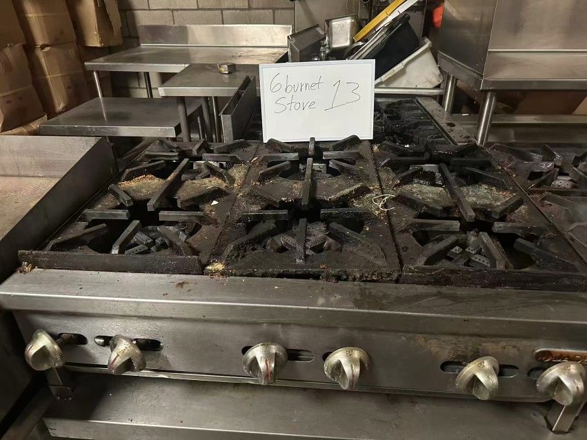 6 Burners Kitchen Stove