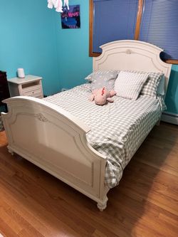 Kids/tweens Bedroom Furniture