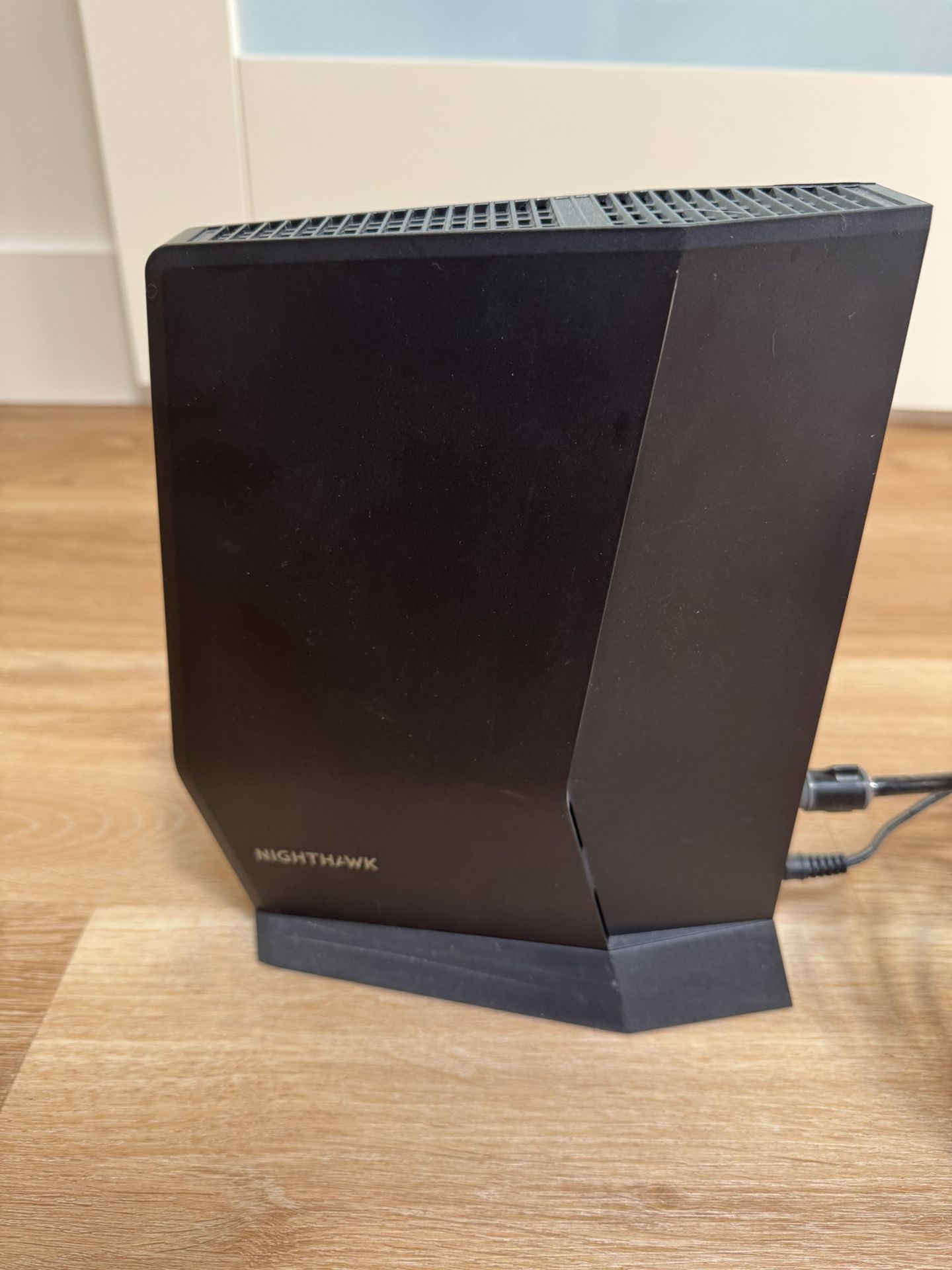 NETGEAR Nighthawk CAX30 – AX2700 WiFi 6 Cable Modem Router