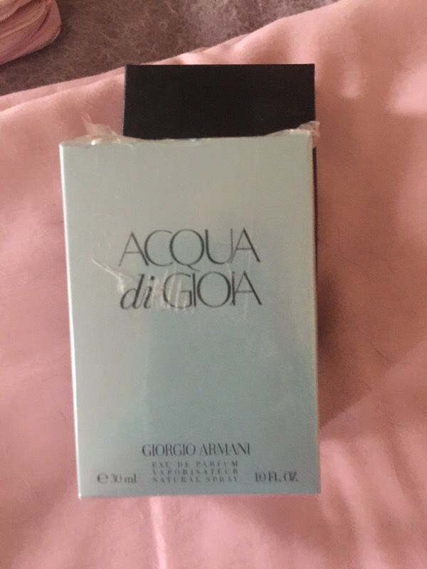Acqua du Gioia Giorgio Armani perfume spray