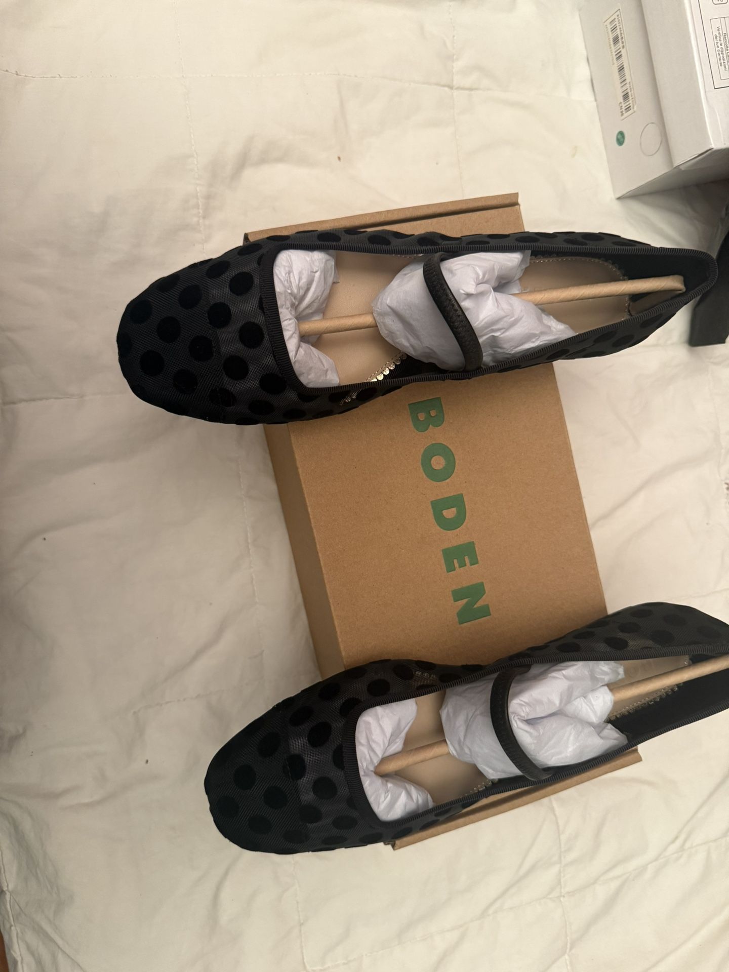 Boden Polka Dotted Slippers