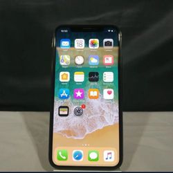 Apple iPhone X 256GB Space Gray Unlocked Good Condition