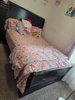 Queen size Bed and mattress