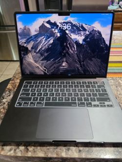Apple MacBook Pro 14" M3 Pro (18GB RAM / 512GB SSD) - Pristine w/ Box
