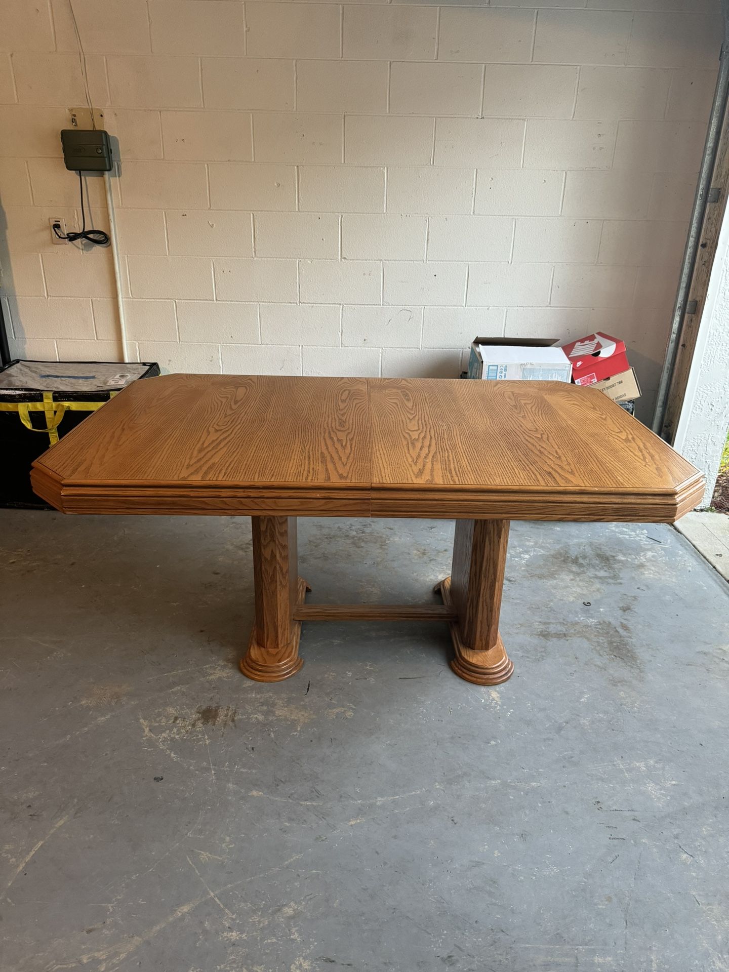 Wood Table, 6 Chair Set