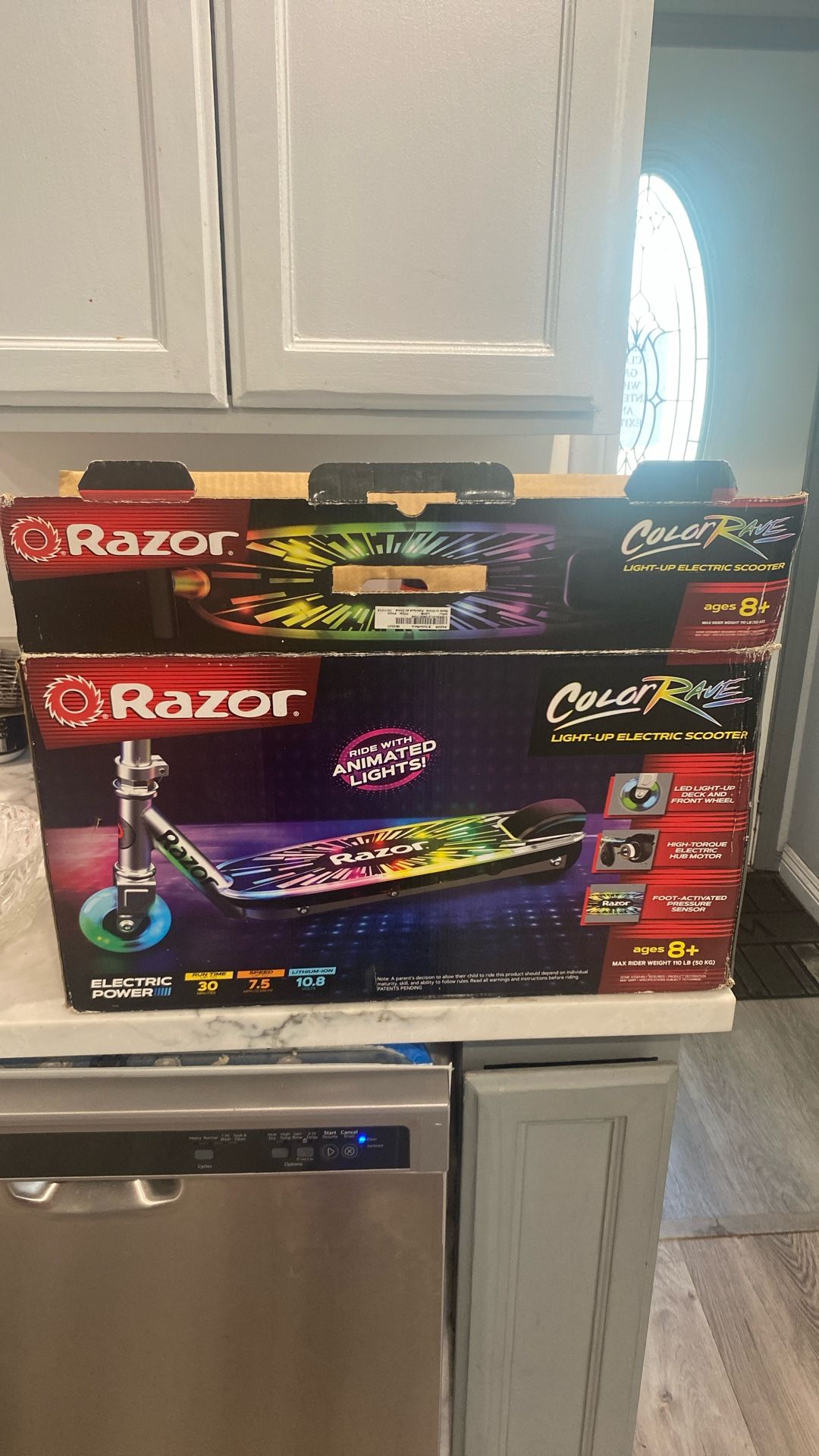 Glow In Dark Electric Razor Scoter