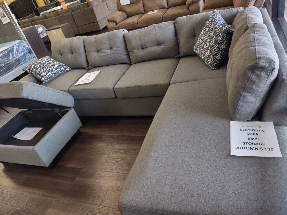 SECTIONAL SOFA WITH STORAGE OTTOMAN