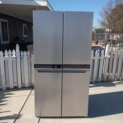 Whirlpool Refrigerator 