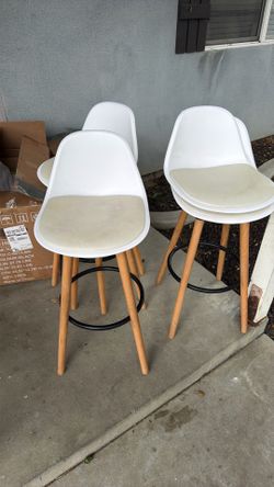 Free chairs!!
