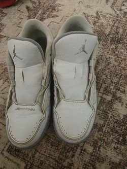 Boys Jordan's