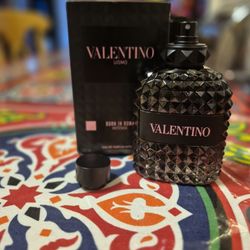 Valentino Born In Roma Uomo Intense Valentino Uomo Born In Roma Intense Eau de Parfum Intense 100ml