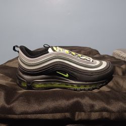 Brand New And Original Kid's Nike Air Max's 97 Sneakers Sizes 6y