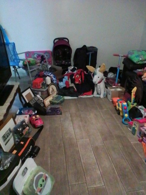 Estate Sales / Moving Sale