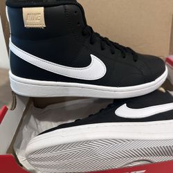 Nike Wmns Court Royale 2 Mid