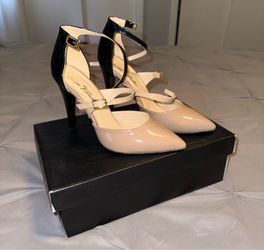 BRAND NEW 🔥 Strappy High Heels - Nude & Back, Size 7 1/2