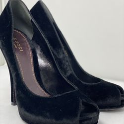 Black Gucci Heels Size 6.5 Authentic