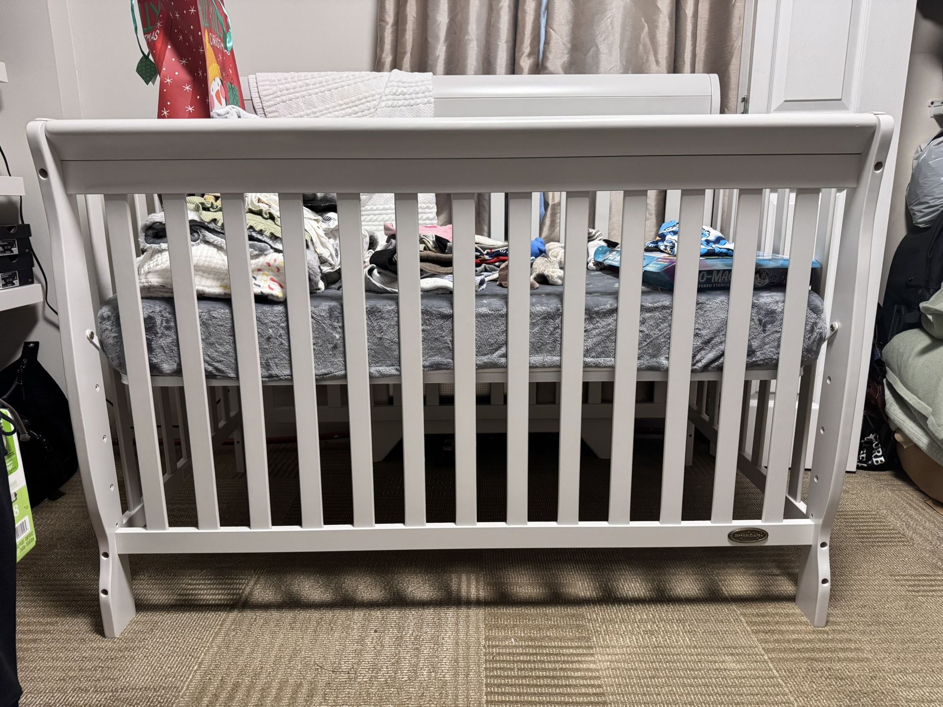 Dream On Me Baby Crib 