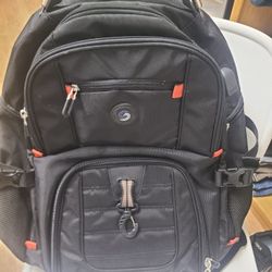 Shrradoo Large Capacity Laptop Backpack