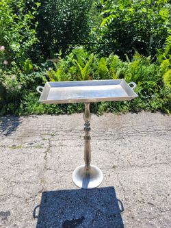 Cast aluminum butler serving tray