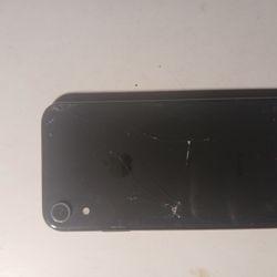 Iphone Xr (Black)  64gb Cracked Screen