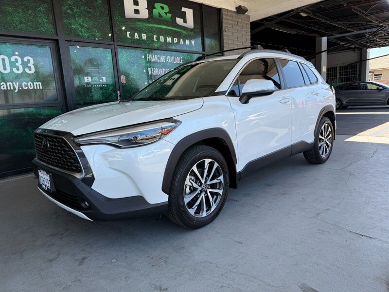 2022 Toyota Corolla Cross XLE