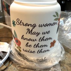 Scentsy Wax Warmer. Strong Women.  With strength. Never used 