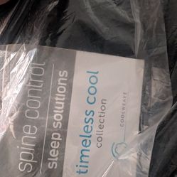 KiNG size mattress and box spring set with frame