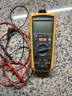 Fluke 1587 FC Insulation multimeter