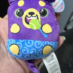 DOG VS SQUIRLS NEW WITH TAGS 