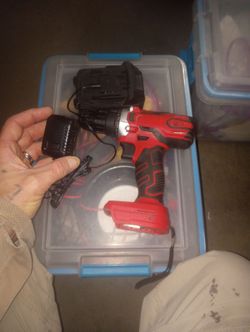 20 v Drill