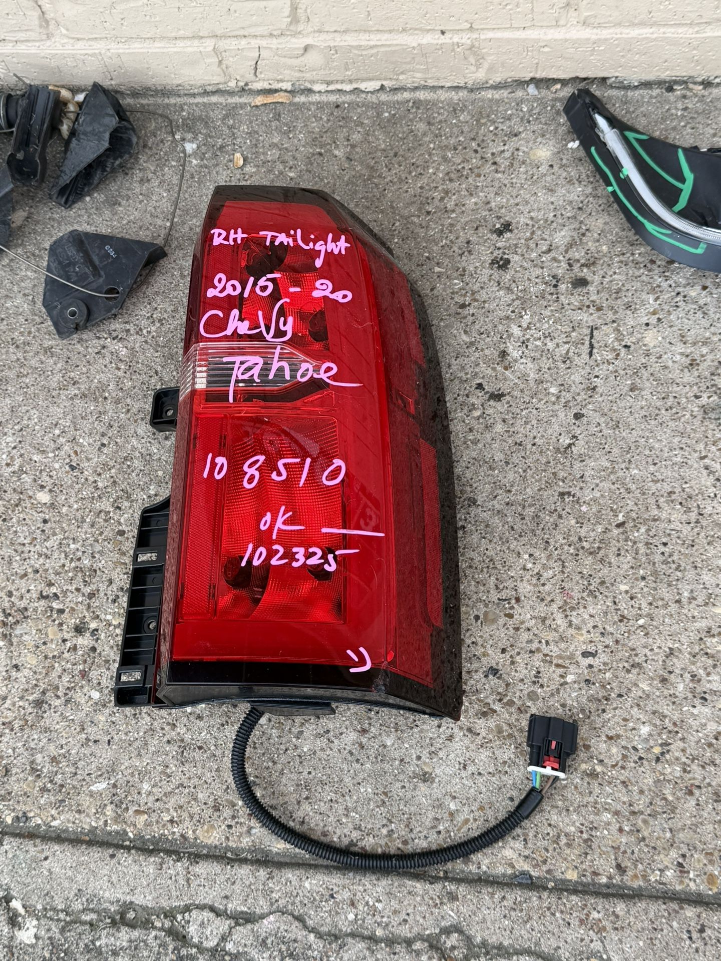 2016-20 Chevy Tahoe Right Taillight