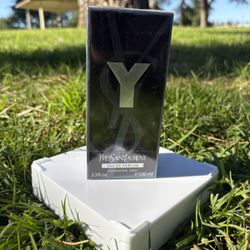 🔥 YSL Y Eau de Parfum – 100 mL 🔥