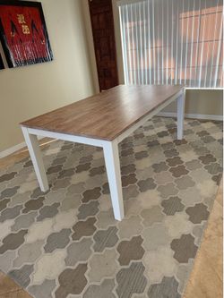 Beautiful Brand New Solid Wood Acacia Dining Table